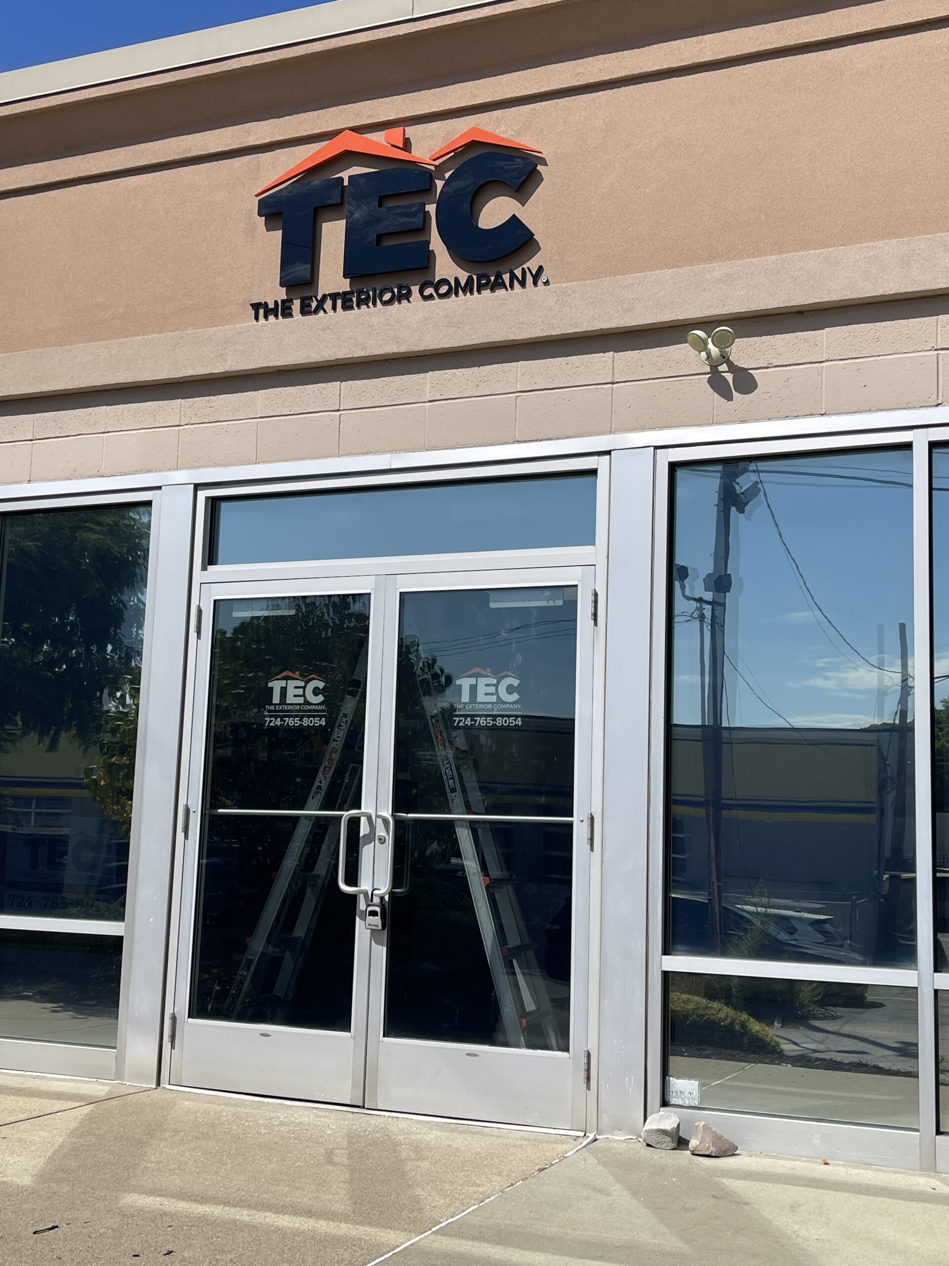 Pittsburgh Pride! Angi Super Service Award Winner | (TEC) The Exterior Company